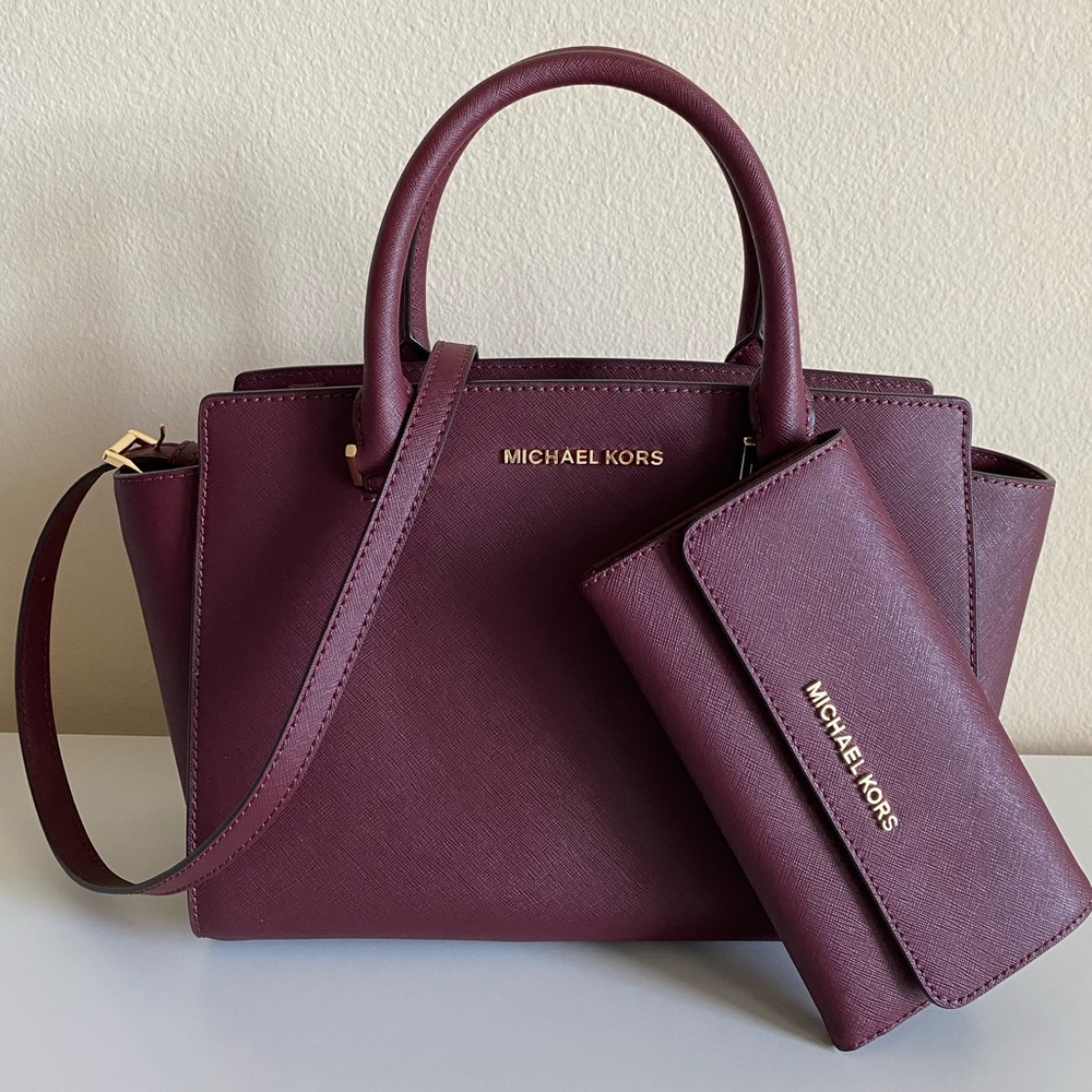 Michael Kors purse and wallet set